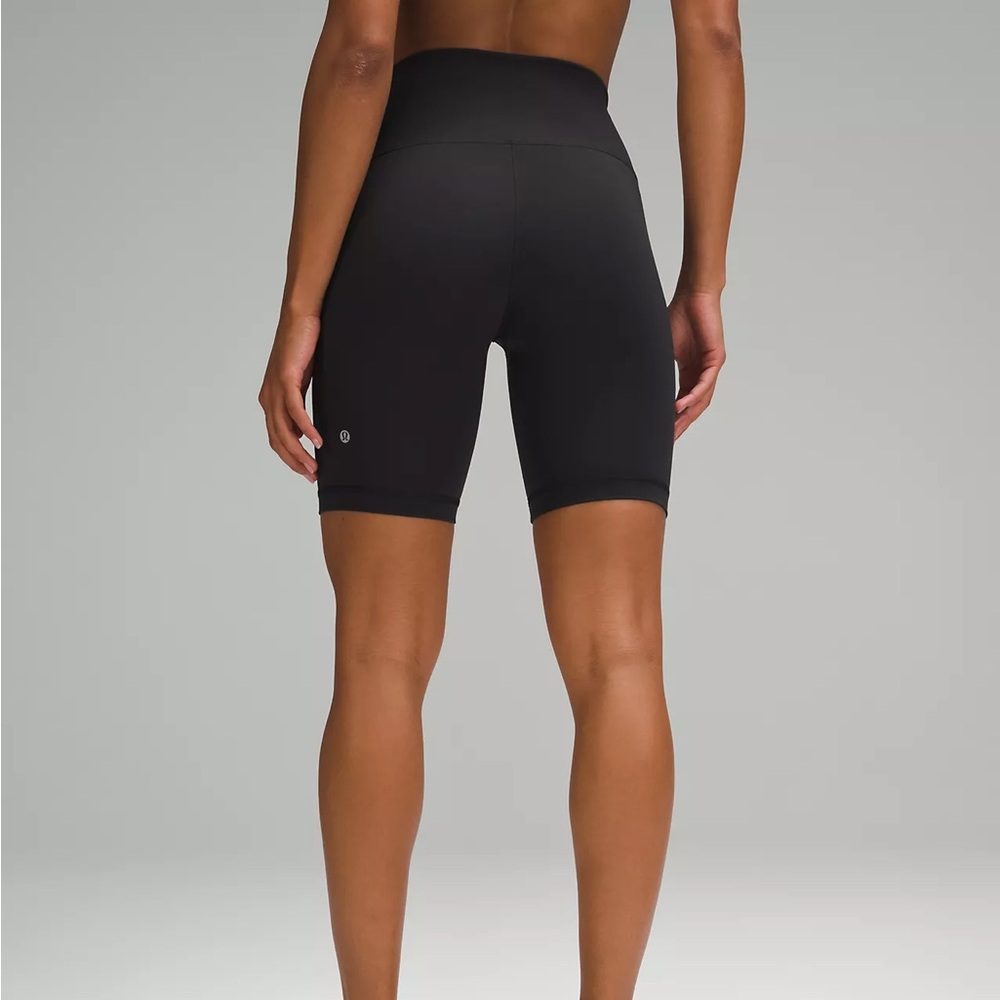 🍋 Lululemon Wunder Train High-Rise Short 8" (BNWT)